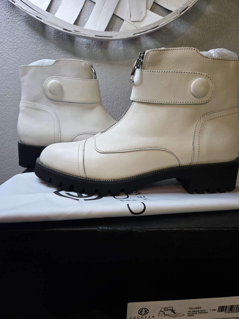 Cecelia New York White Leather Ankle Boots with Lug Sole Brand New In Box Sz 7.5